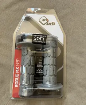 711484191626 YADI Pro Lock Grip Mx Rogue