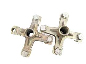 05728 YERF-DOG Spiderbox Wheel Hub Set Bolt Circle Go Kart